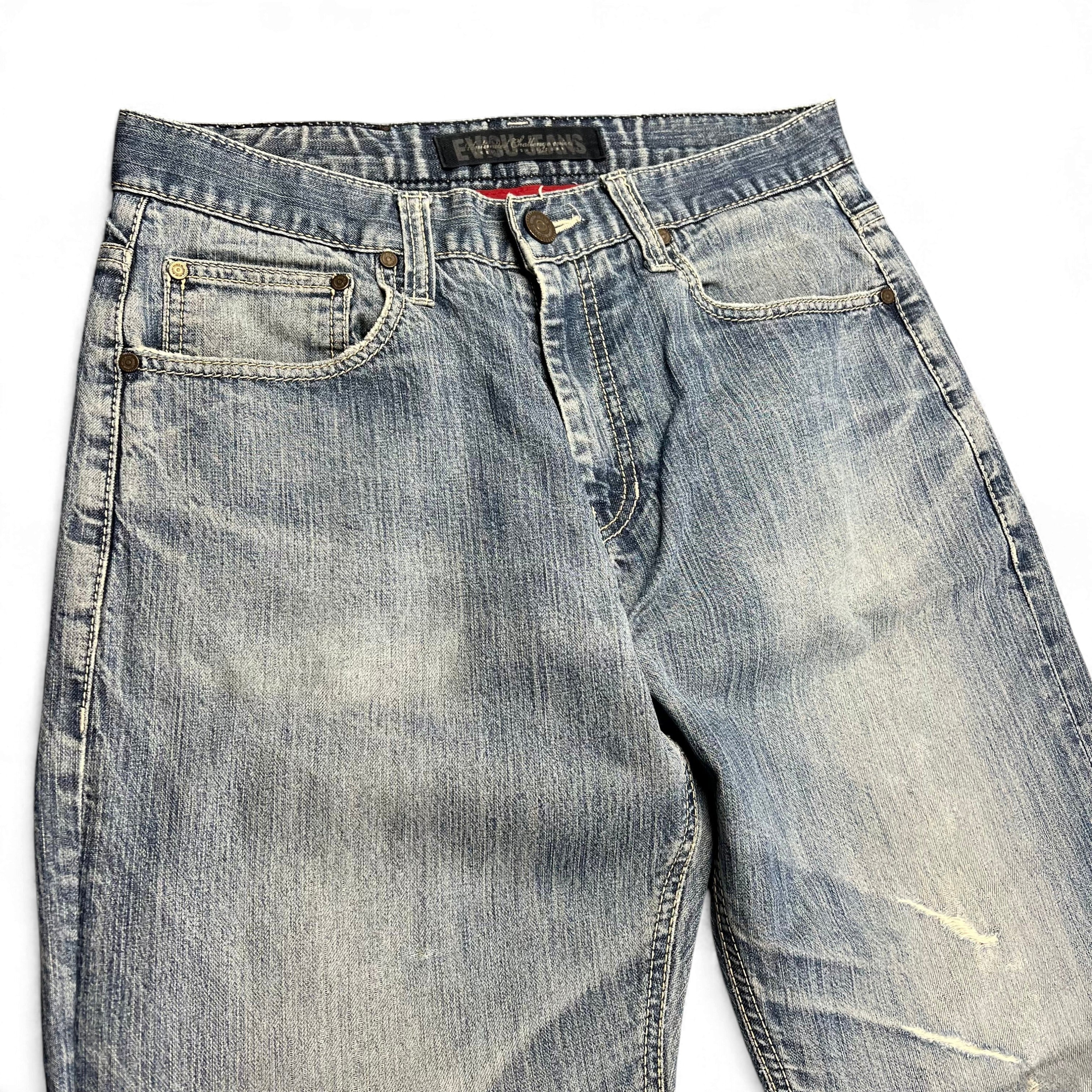 TWC Vintage Evisu KC Straight Jeans in hellblauem Denim mit Used-Look und markanten Nähten