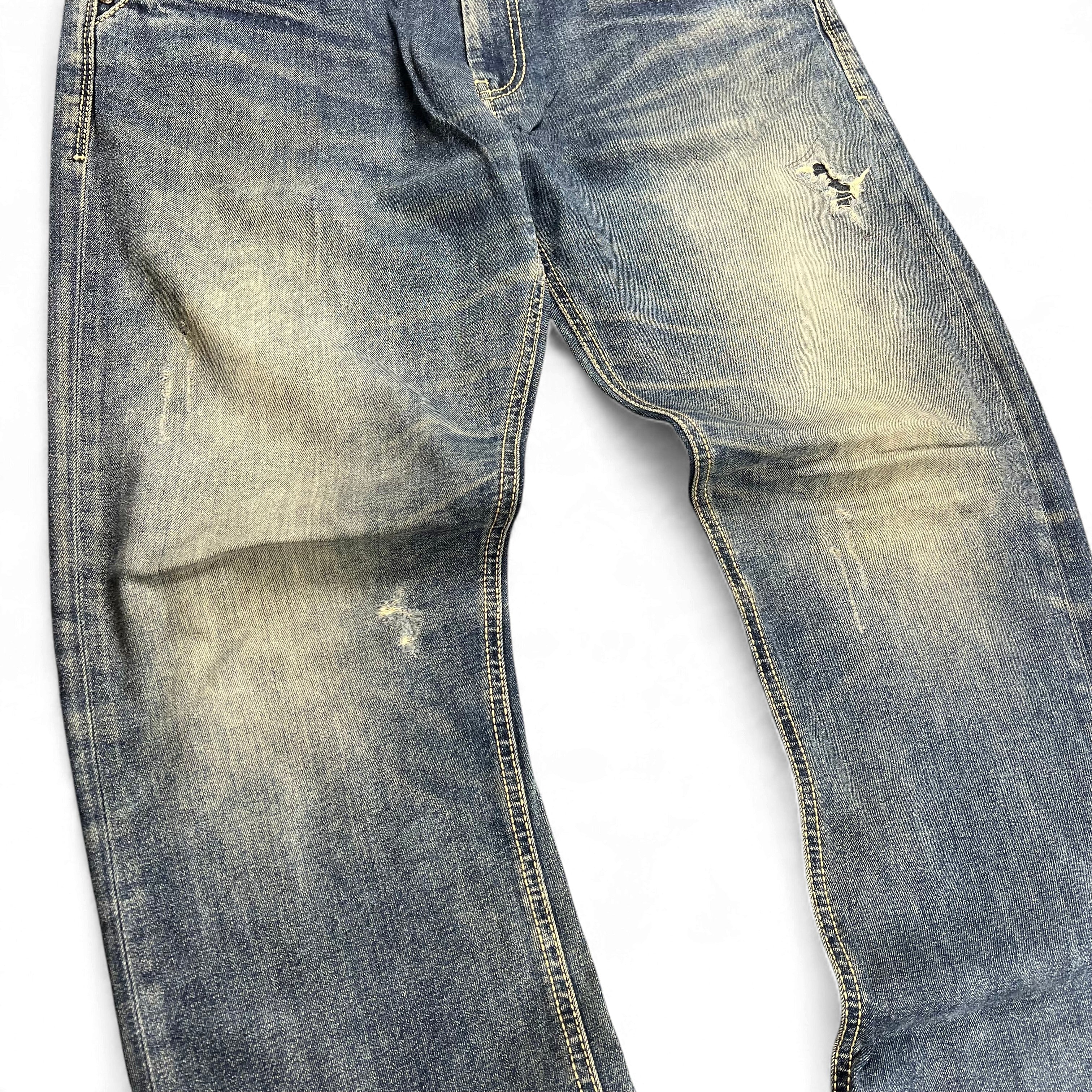 TWC Vintage Evisu KC Straight Jeans in verwaschenem Blau mit Distressed-Details und geradem Bein