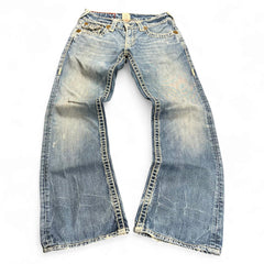 TWC Vintage True Religion Joey Super T Bootcut Jeans in hellblauem Denim mit markanten Kontrastnähten