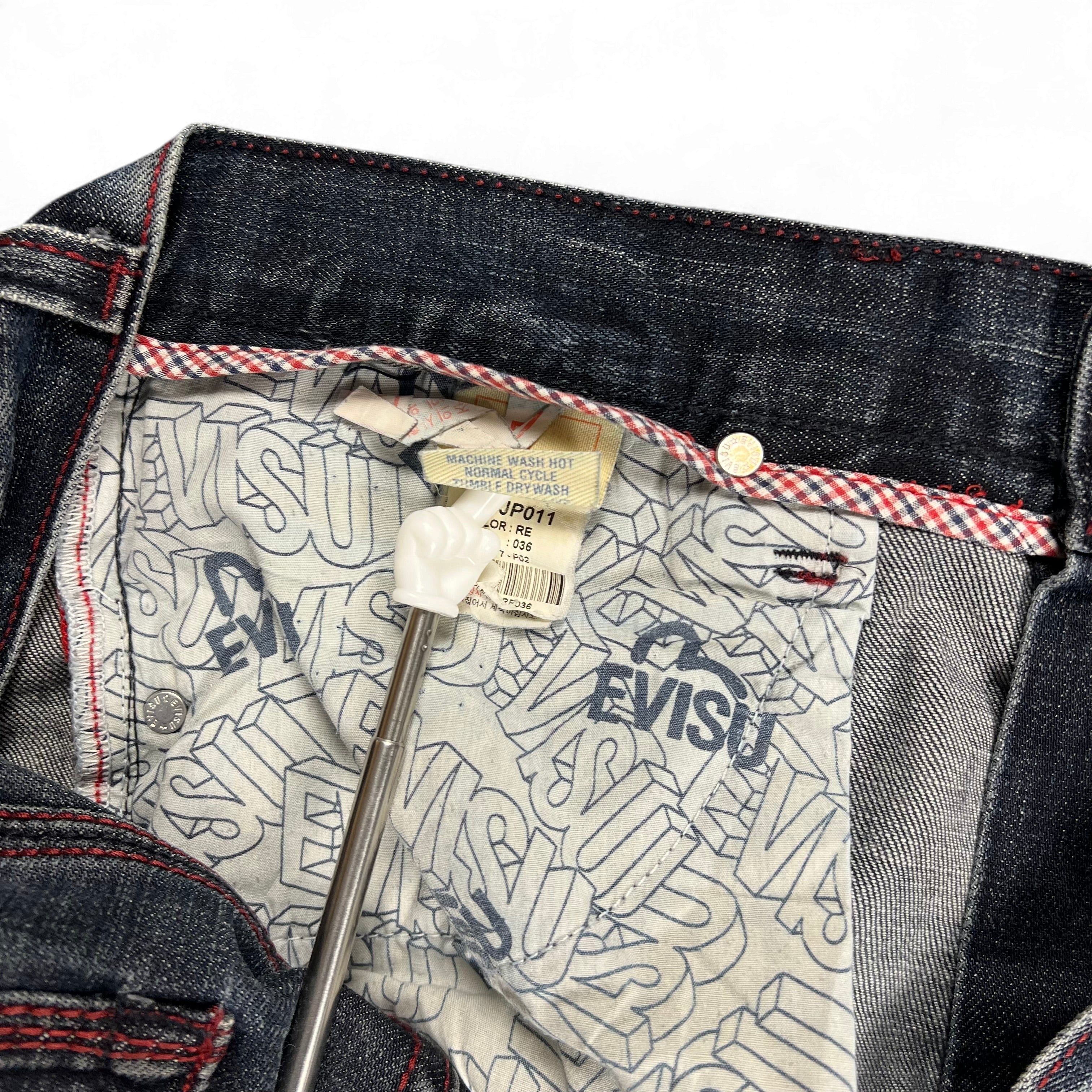 TWC Vintage Evisu Straight Jeans mit dunkelblauem Denim, roter Kontrastnaht und gemustertem Innenfutter