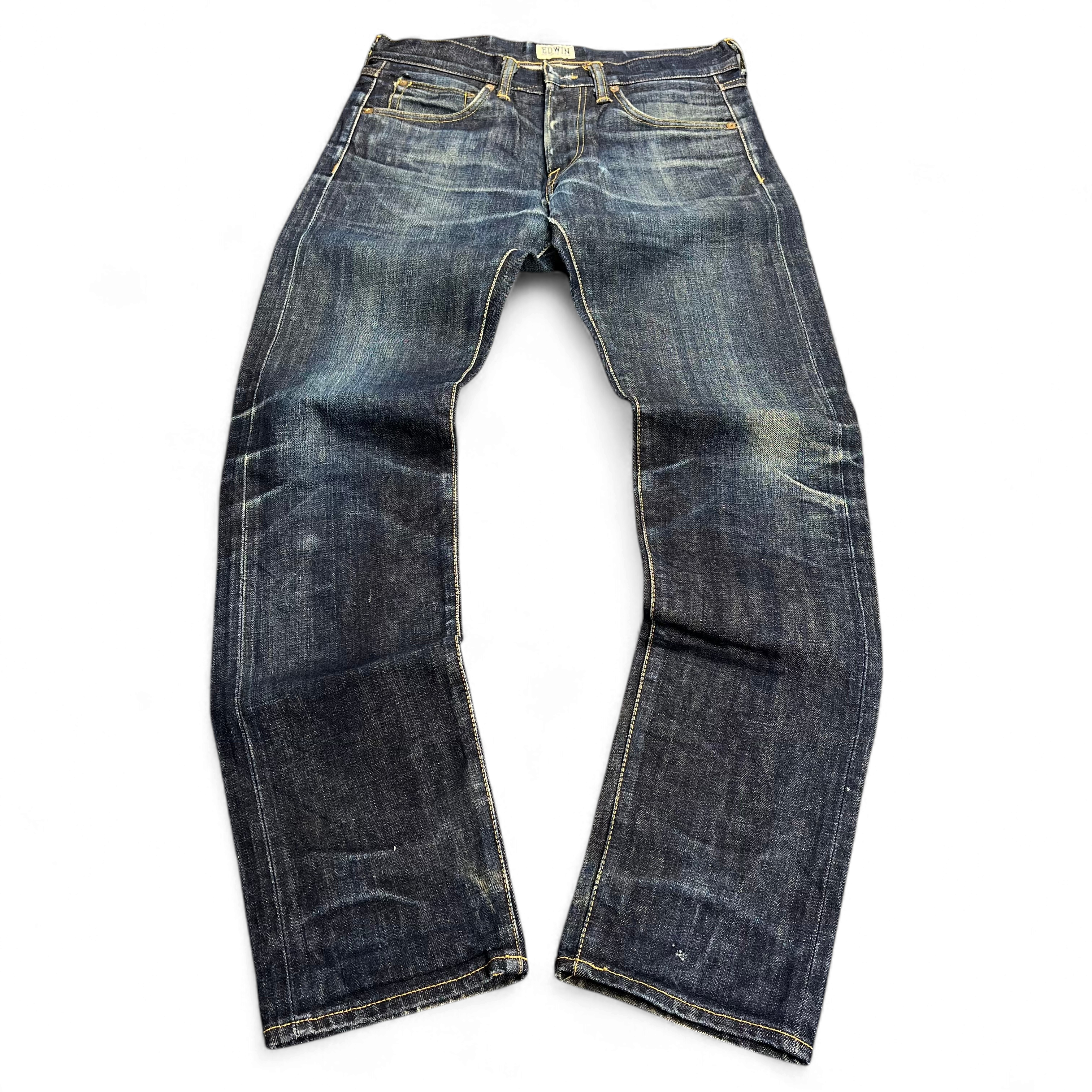 TWC Vintage Edwin Jeans aus japanischem Selvedge-Denim in Dunkelblau mit authentischen Tragespuren