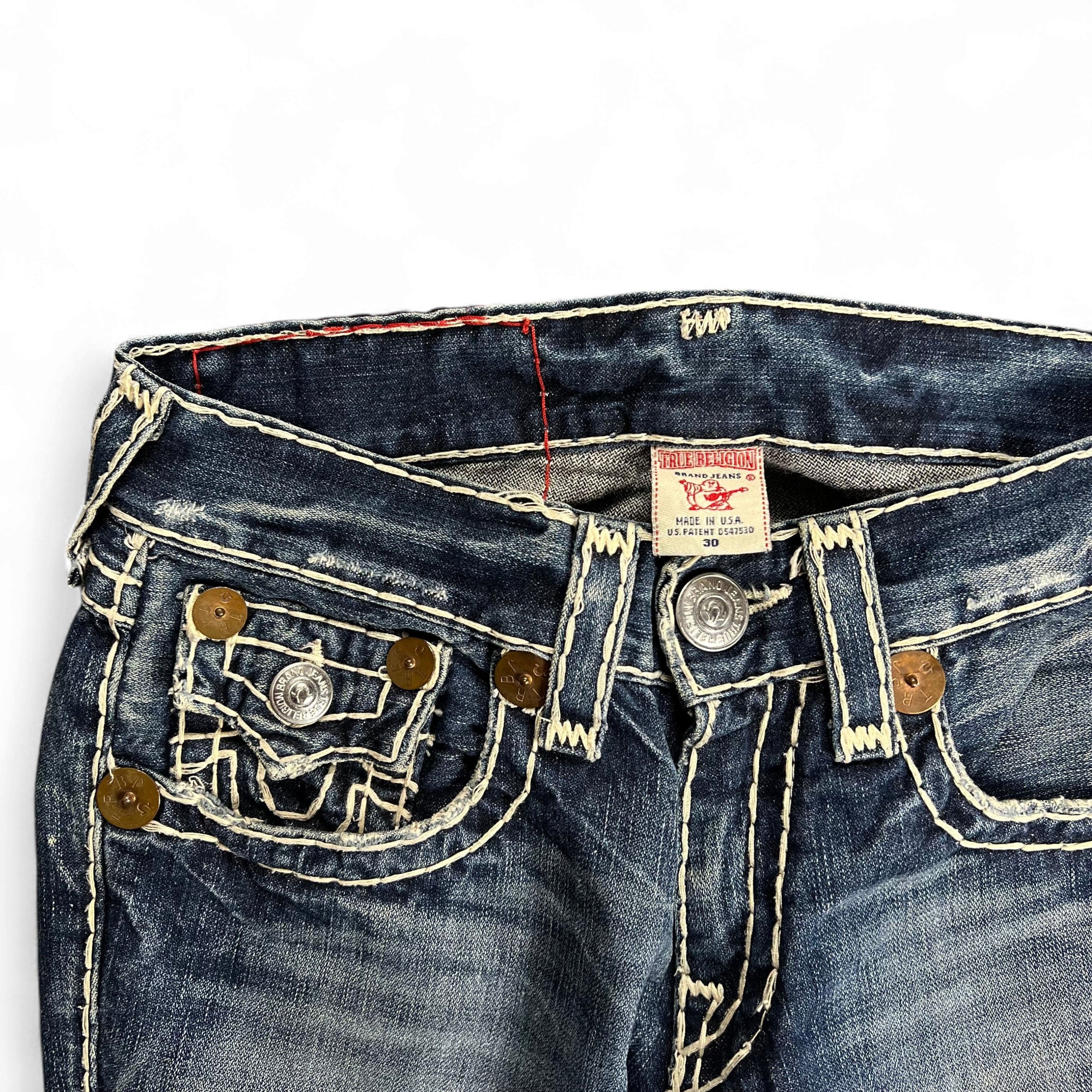 TWC Vintage True Religion Joey Super T Bootcut Jeans in dunkelblauem Denim mit markanten hellen Kontrastnähten