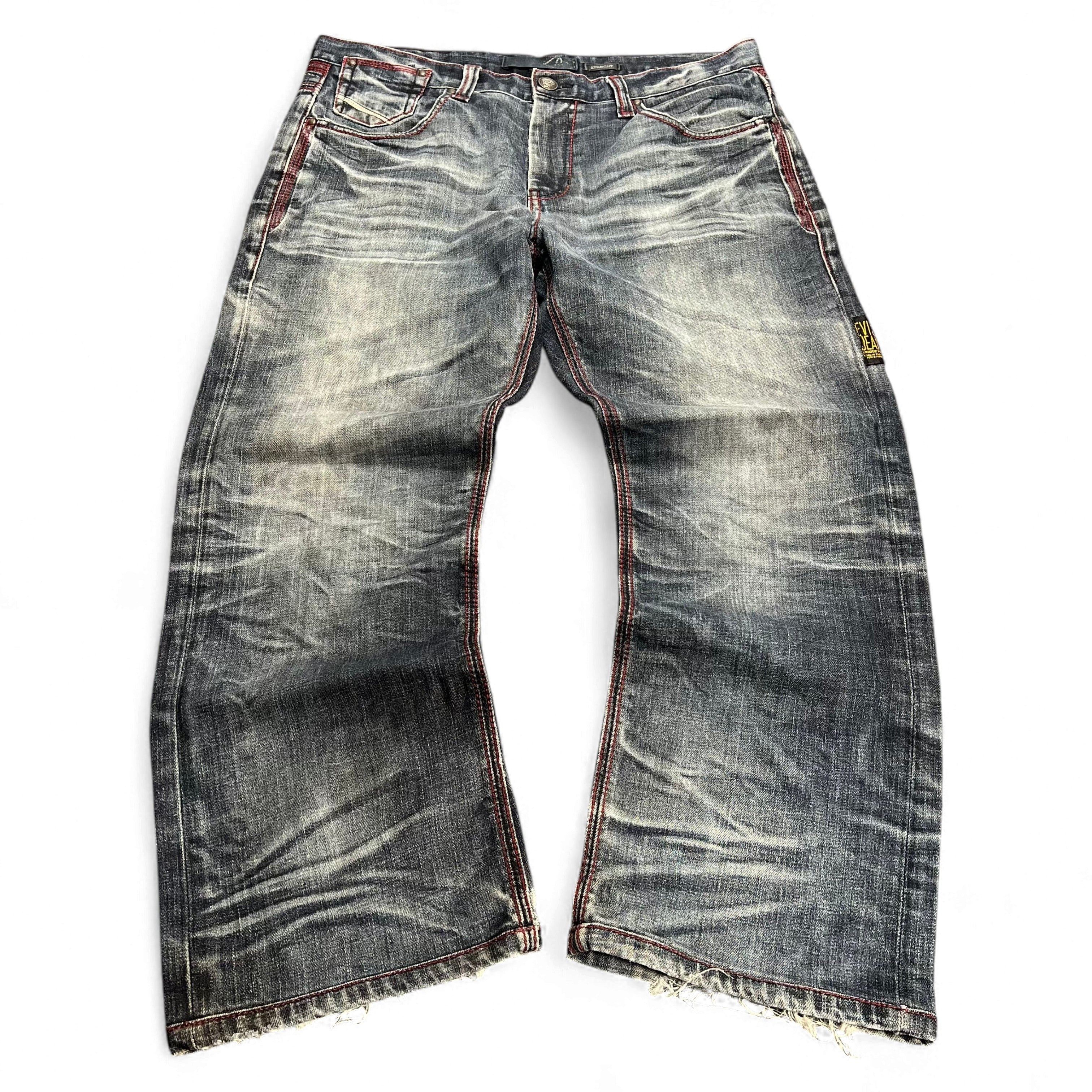TWC Vintage Evisu Straight Jeans in verwaschenem Blau mit markanten roten Kontrastnähten und Vintage-Waschung