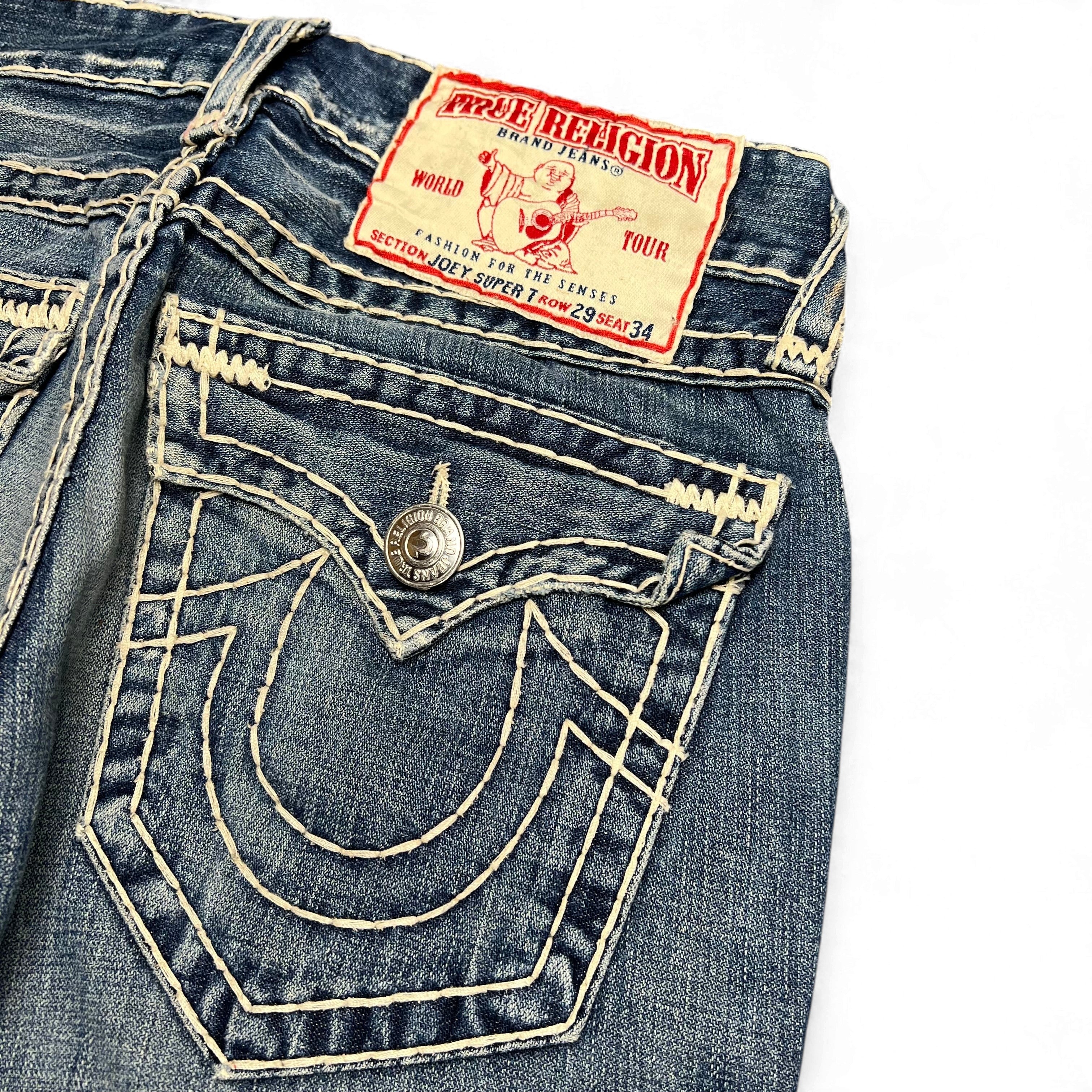 TWC Vintage True Religion Joey Super T Bootcut Jeans in blauem Denim mit markanten hellen Kontrastnähten
