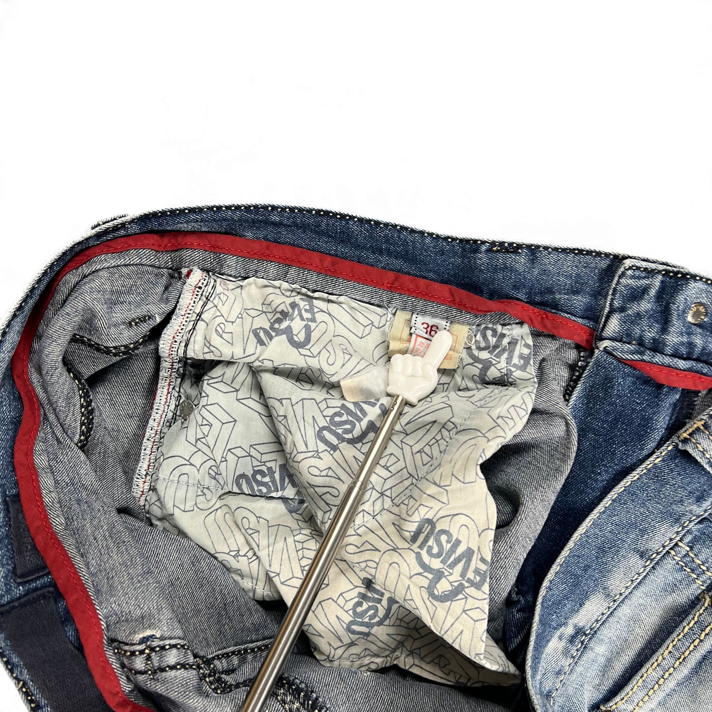TWC Vintage Evisu KC Straight Jeans mit bedrucktem Innenfutter und rotem Saumdetail