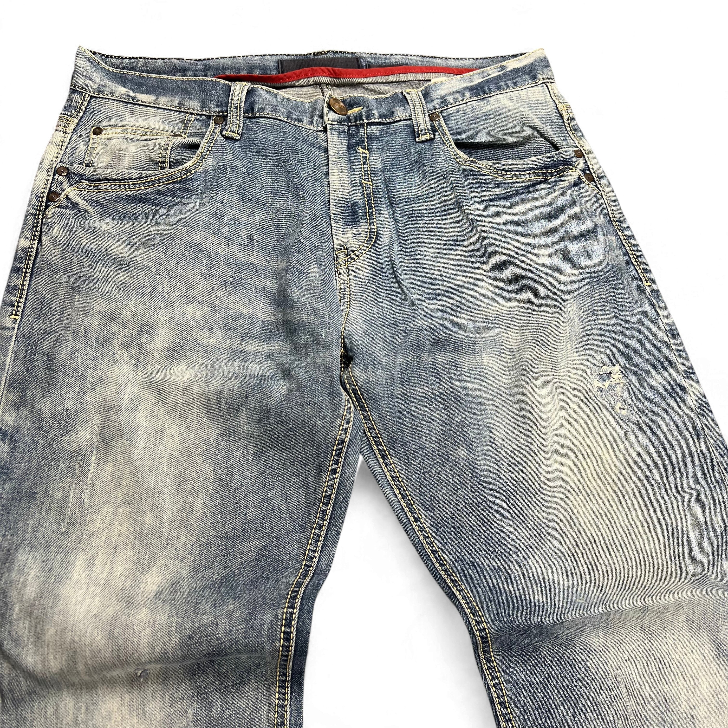 TWC Vintage Evisu KC Straight Jeans in verwaschenem Blau mit Distressed-Details und geradem Schnitt