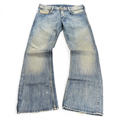 TWC Vintage Diesel Zathan Bootcut Jeans in verwaschenem Blau mit Vintage-Waschung und ausgestelltem Bein