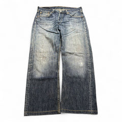 Levi’s Straight (M | W32)