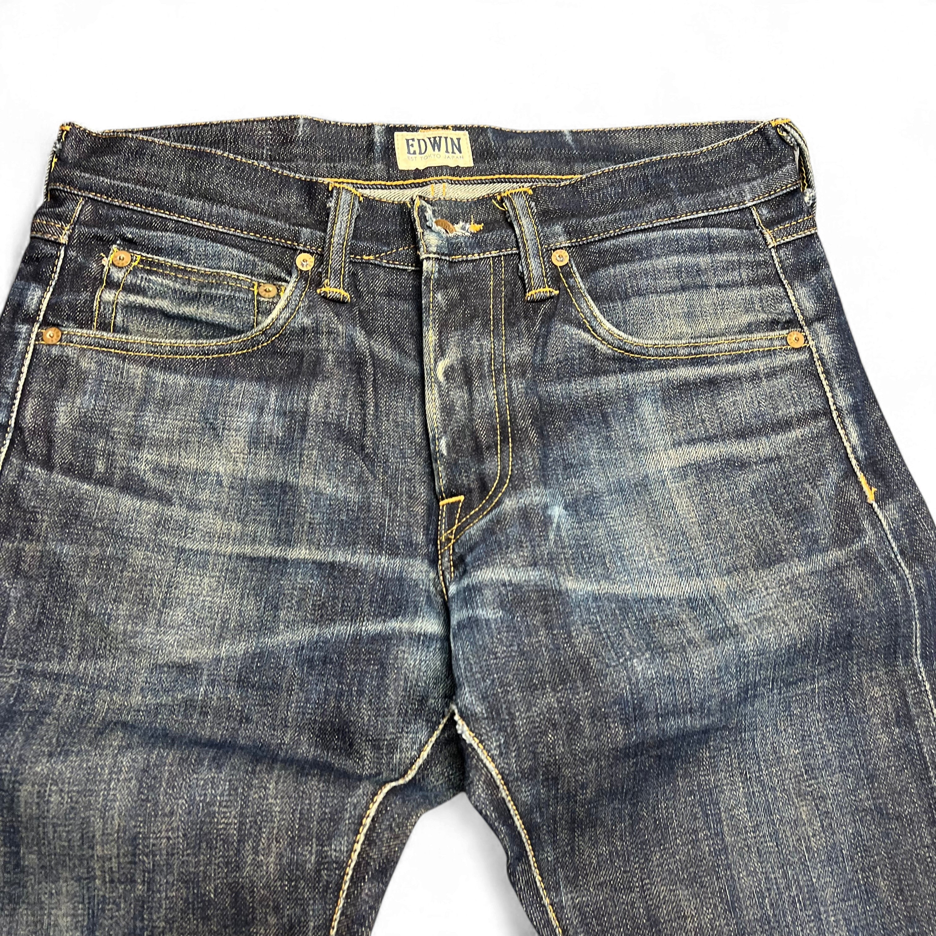 TWC Vintage Edwin Jeans aus japanischem Selvedge-Denim in verwaschenem Dunkelblau mit Kontrastnähten