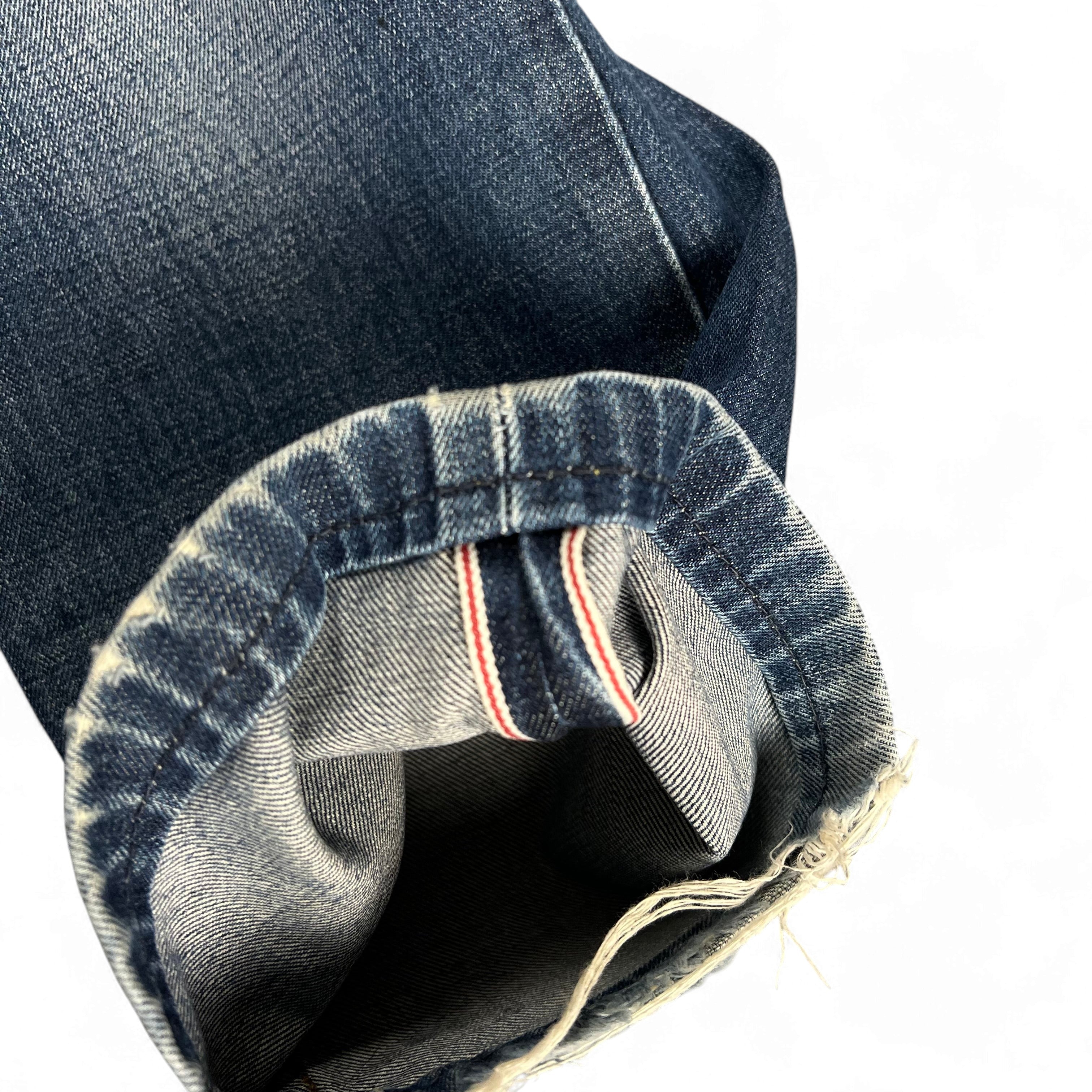 TWC Vintage japanische Selvedge-Jeans mit charakteristischer roter Webkante am Beinabschluss