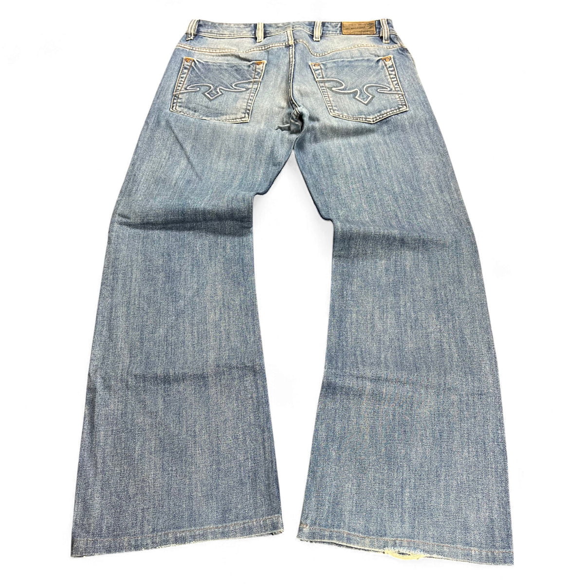 TWC Vintage Diesel Zaghor Bootcut Jeans in blau mit charakteristischen Stickereien auf den Gesäßtaschen