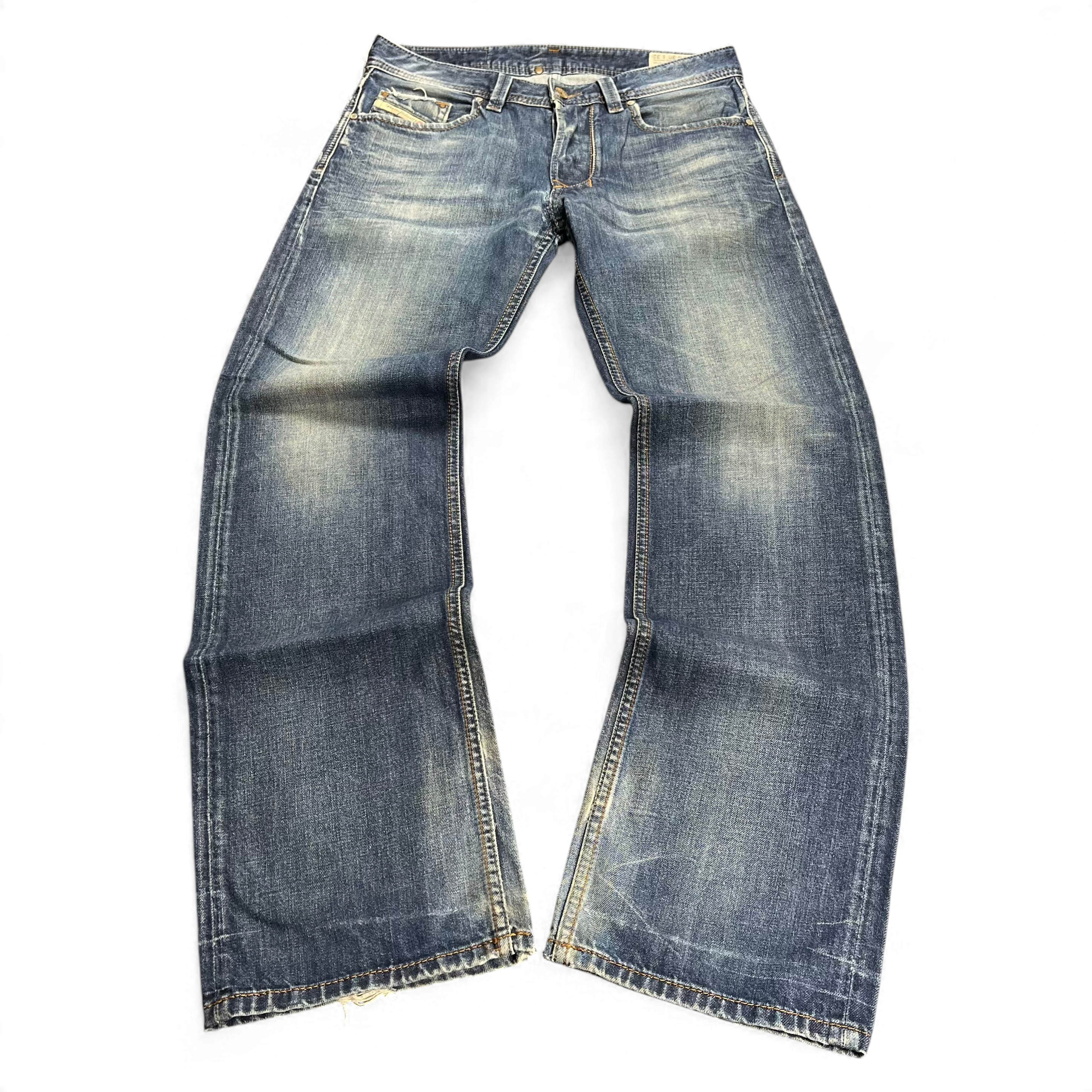 TWC Vintage Diesel Larkee Straight Jeans in verwaschenem Blau mit geradem Bein und Vintage-Waschung
