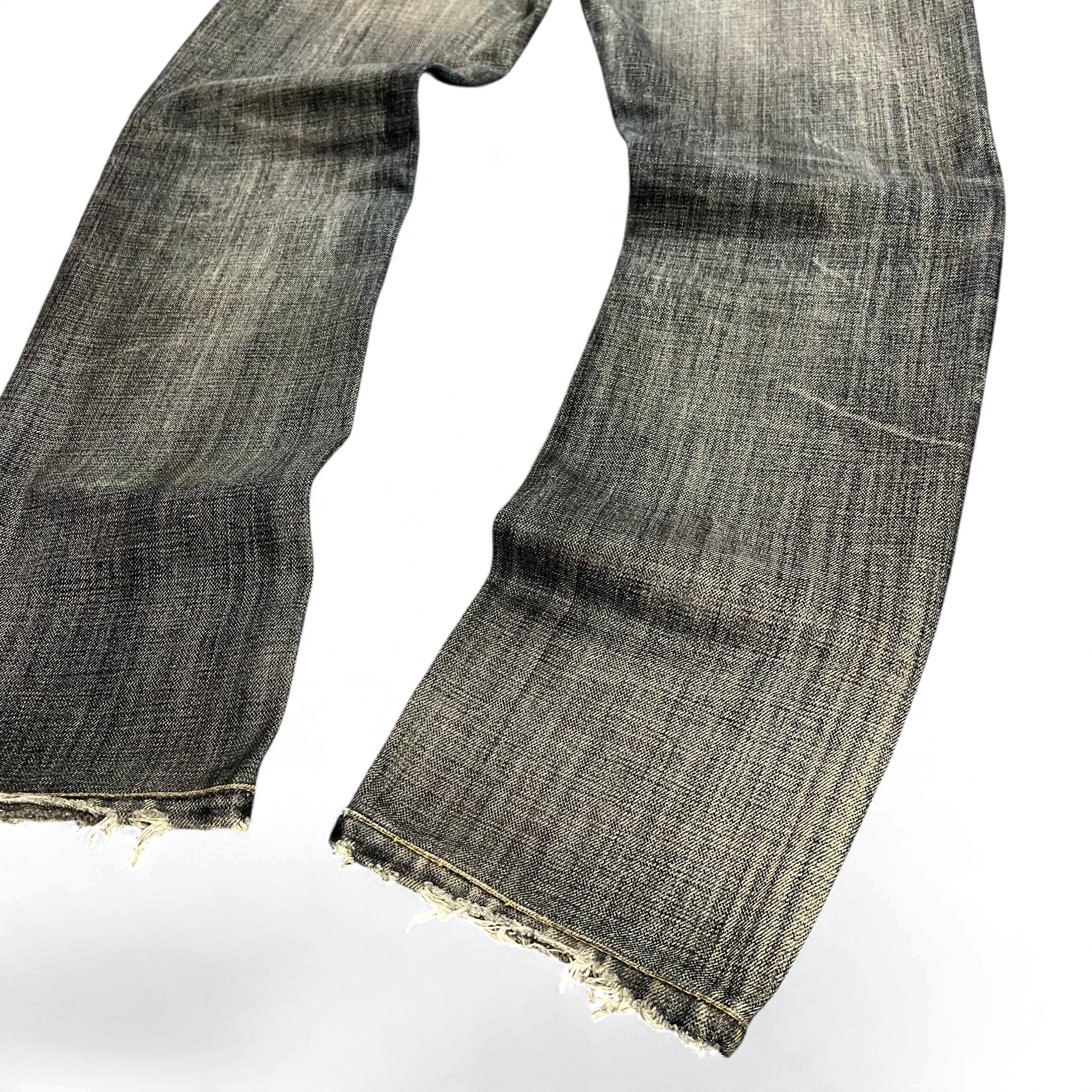 TWC Vintage Diesel Slim Jeans in verwaschenem Grau mit ausgefransten Beinabschlüssen und Vintage-Optik