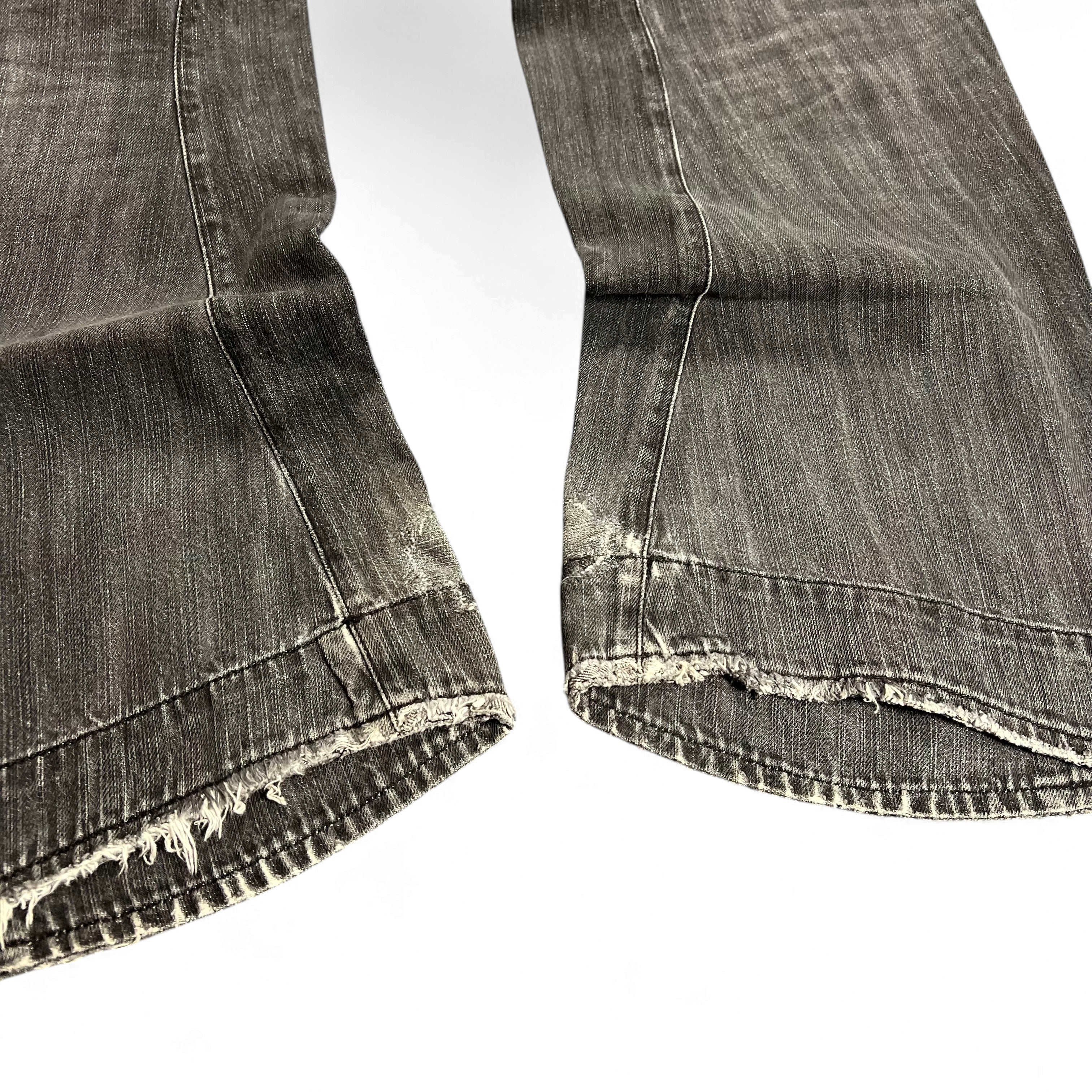 TWC Vintage Evisu KC Baggy Jeans in verwaschenem Schwarz mit ausgefransten Beinabschlüssen