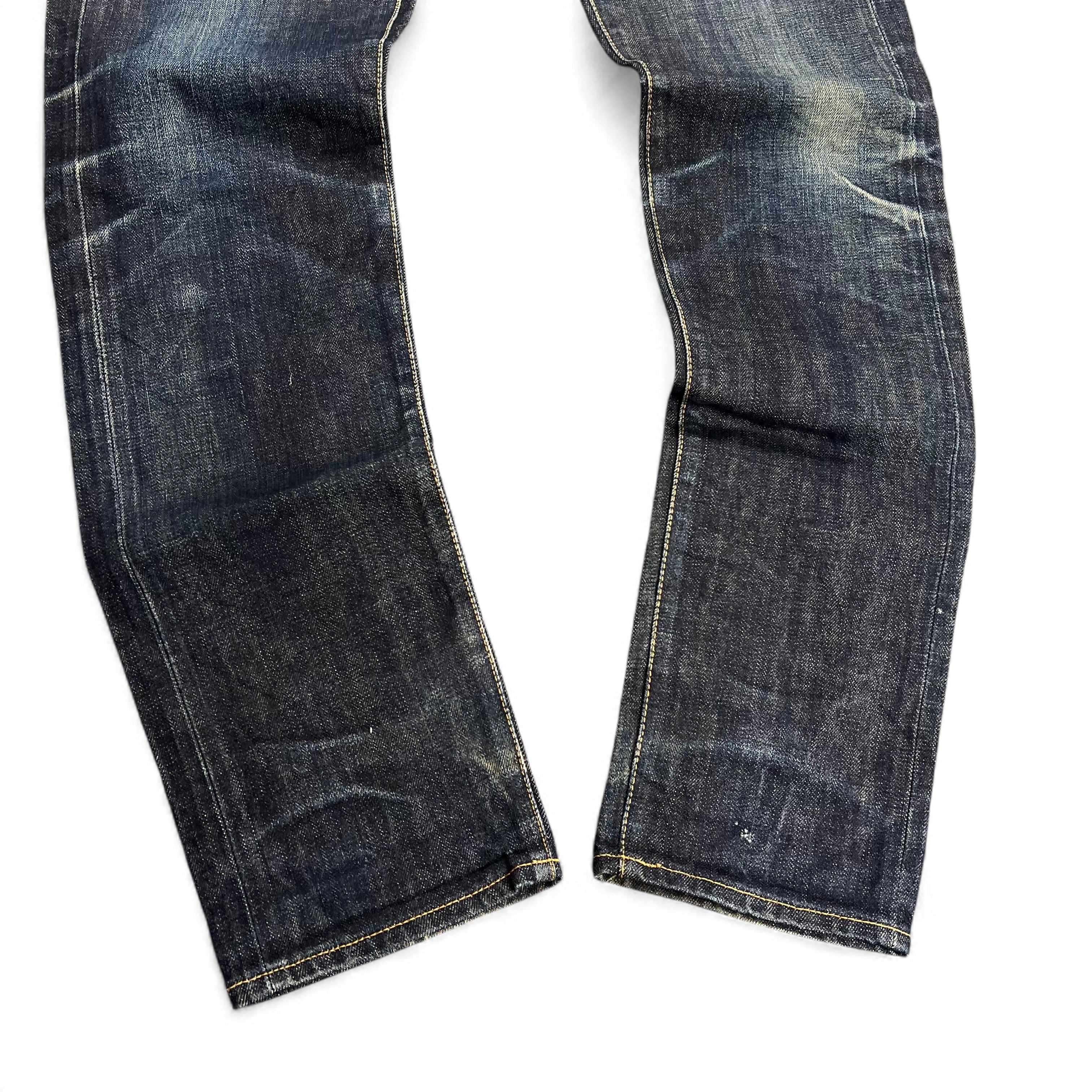 TWC Vintage japanische Selvedge Jeans von Edwin in Dunkelblau mit authentischen Tragespuren und Kontrastnähten