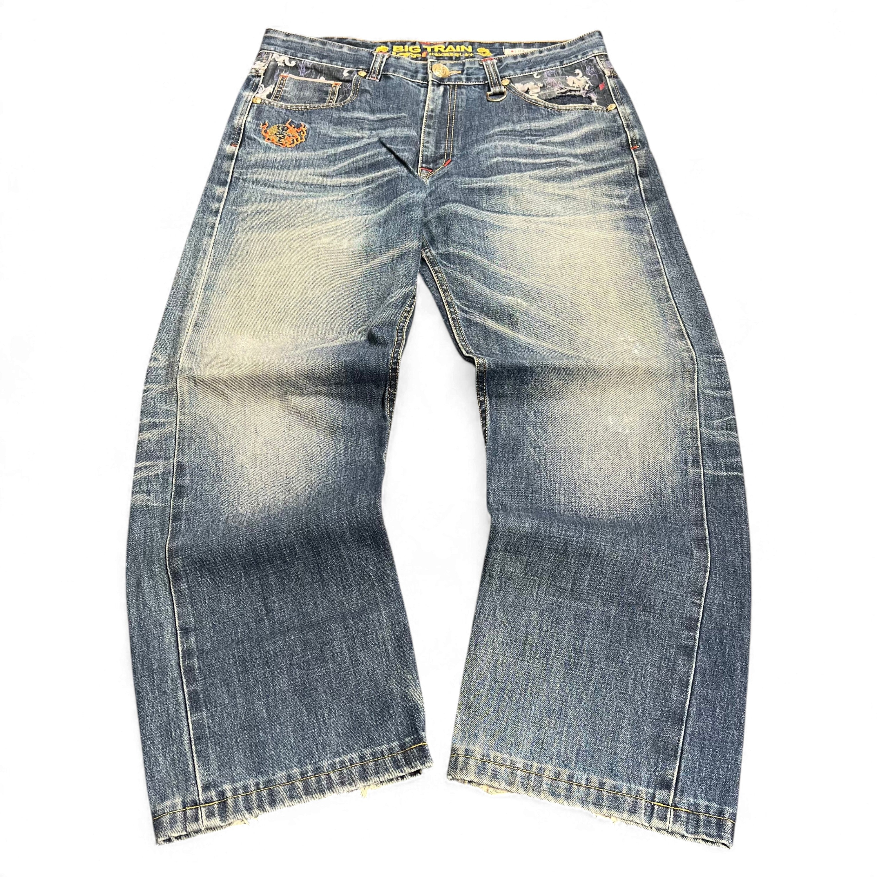 TWC Vintage japanische Selvedge Jeans mit Big Train Stickerei und verwaschener blauer Waschung