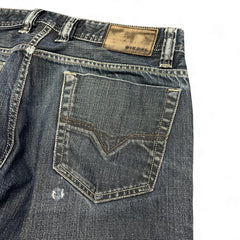 TWC Vintage Diesel Viker-R-Box Jeans in dunklem Denim mit Lederpatch und Gesäßtaschen-Detail