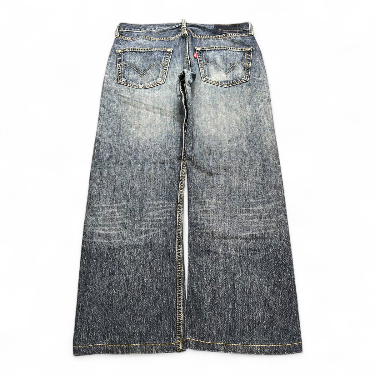 Levi’s Straight (M | W32)
