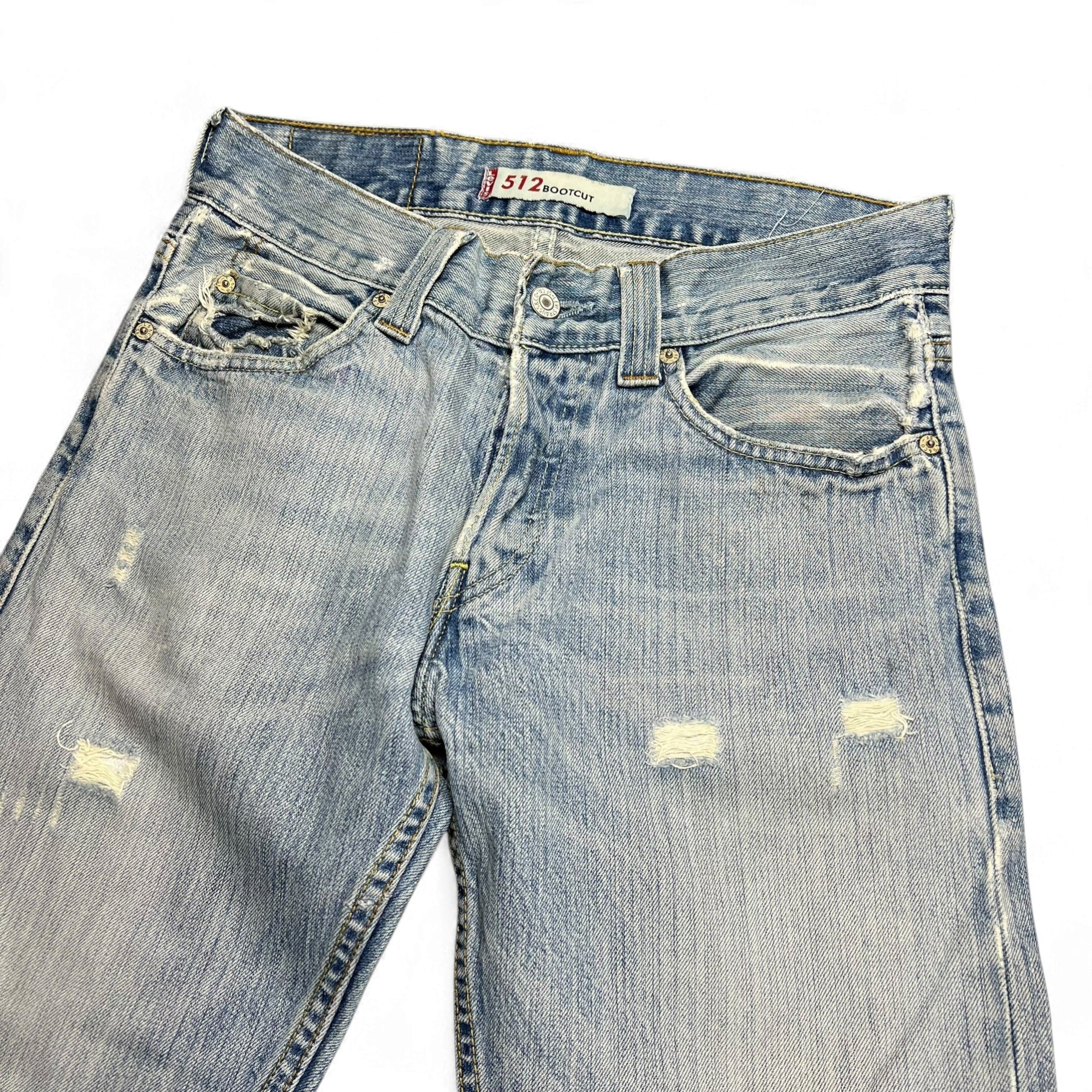 TWC Vintage Levi's 512 Bootcut Jeans in hellblauem Denim mit Used-Look und Distressed-Details