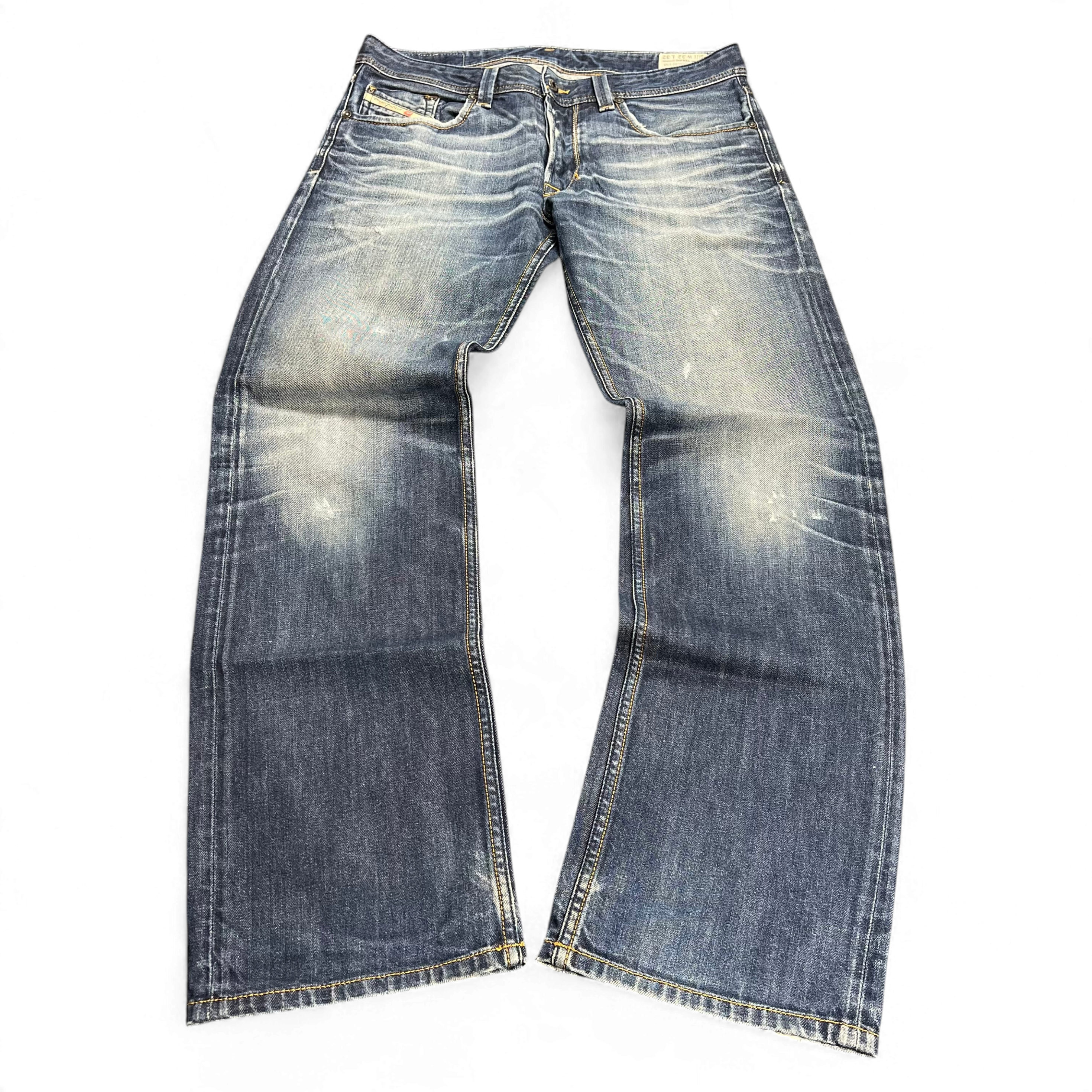 TWC Vintage Diesel Larkee Straight Jeans in verwaschenem Blau mit geradem Bein und Vintage-Waschung