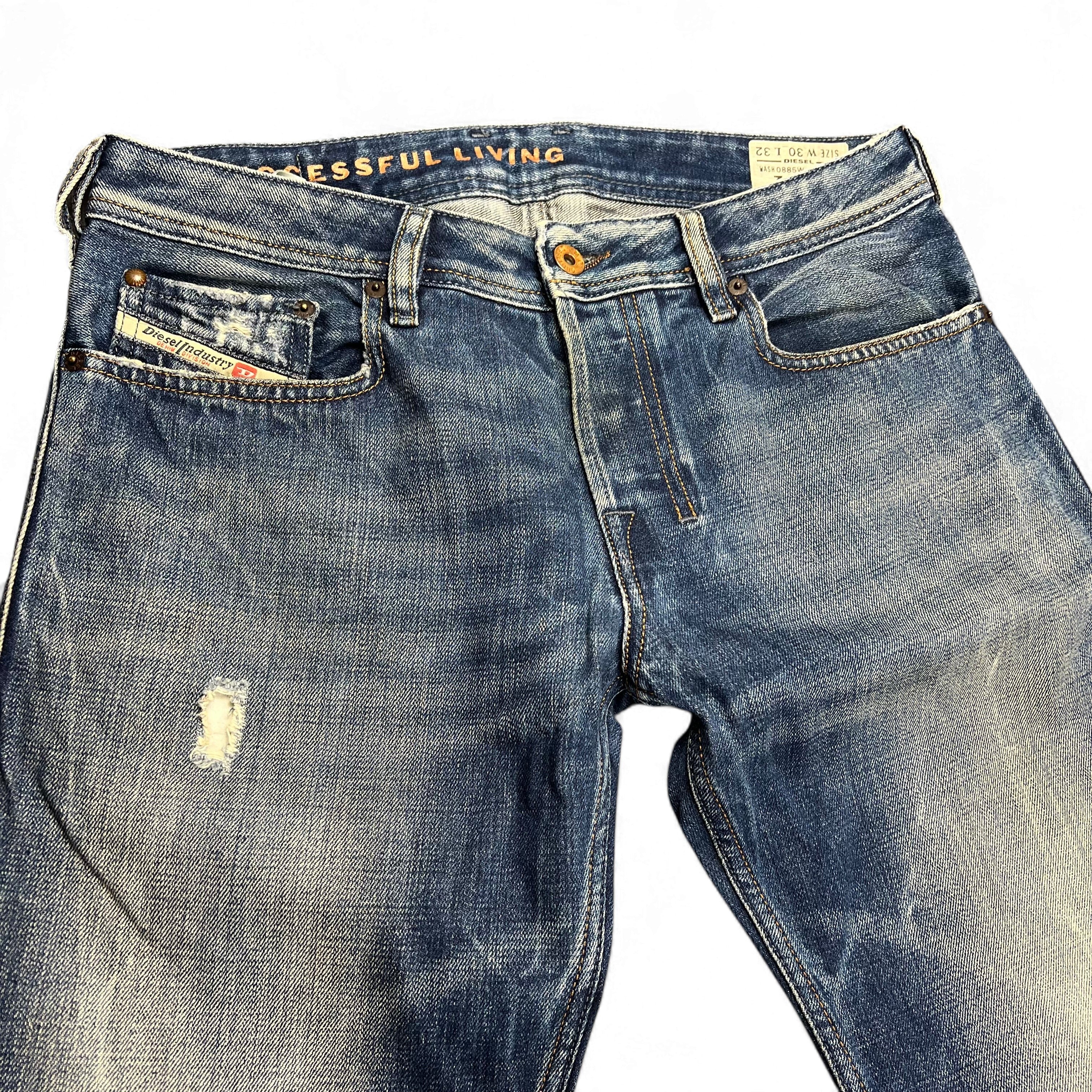 TWC Vintage Diesel Zatiny Bootcut Jeans in blau mit Used-Waschung und Destroyed-Details