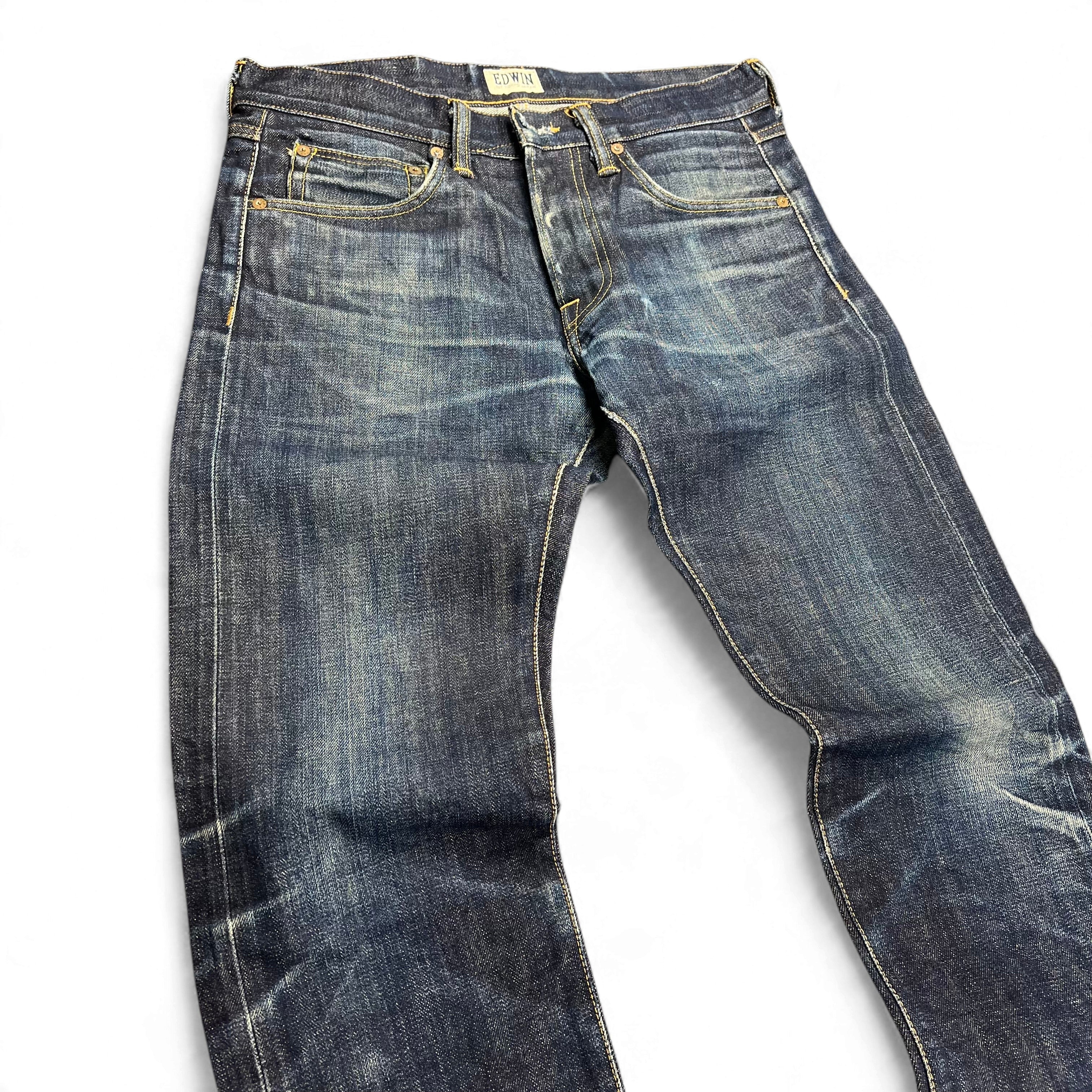 TWC Vintage Edwin japanische Selvedge Jeans in verwaschenem Dunkelblau mit kontrastierenden Nähten