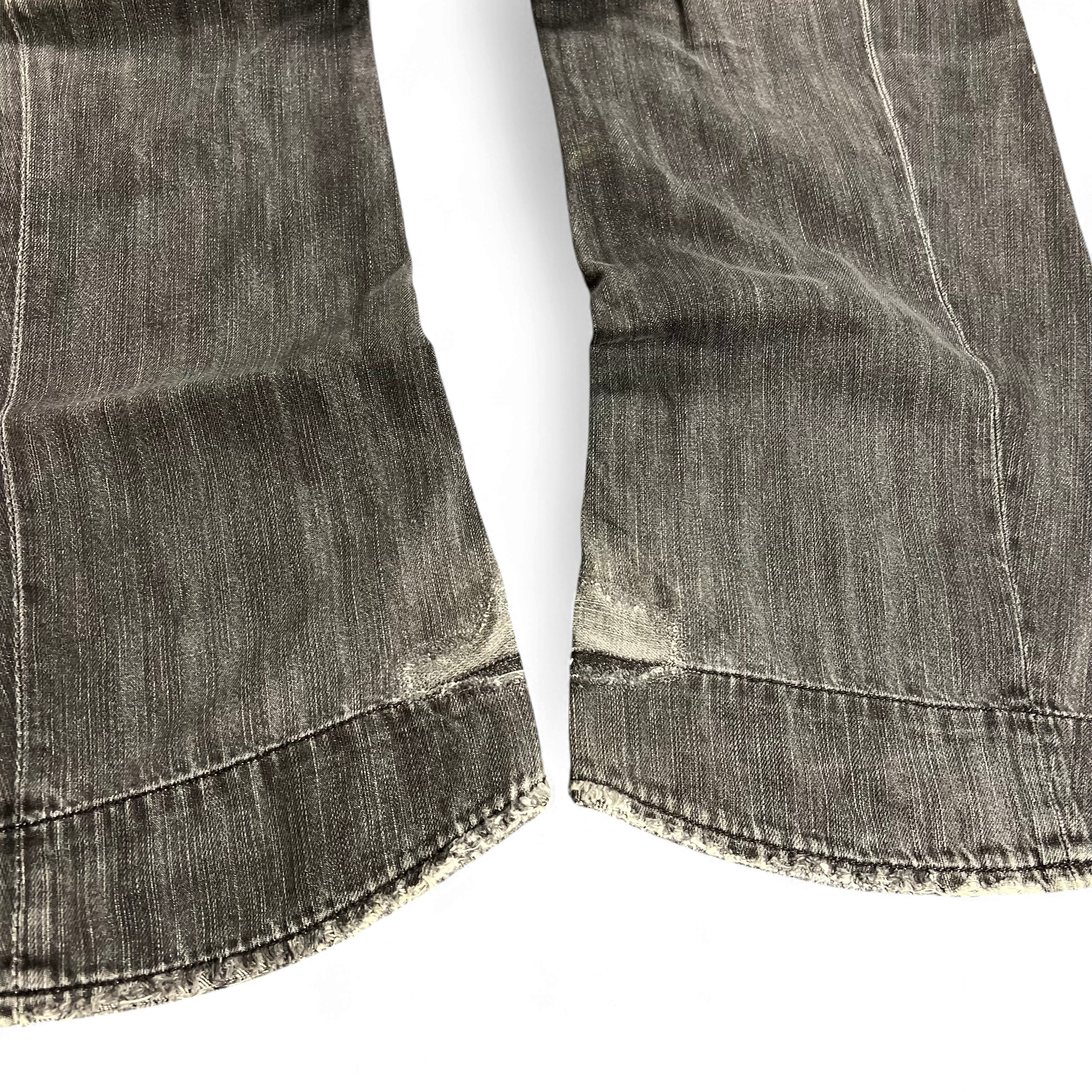 TWC Vintage Evisu KC Baggy Jeans in verwaschenem Schwarz mit ausgefransten Beinabschlüssen