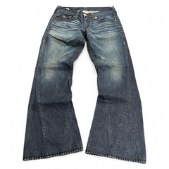 TWC Vintage True Religion Joey Super T Bootcut Jeans in verwaschenem Blau mit markanten Nähten