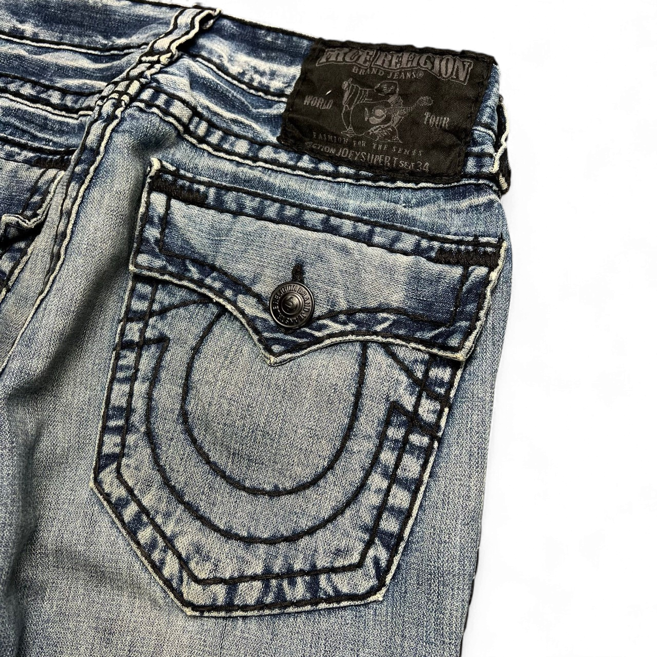 TWC Vintage True Religion Joey Super T Bootcut Jeans in blauem Denim mit markanter Kontrastnaht und Gesäßtasche