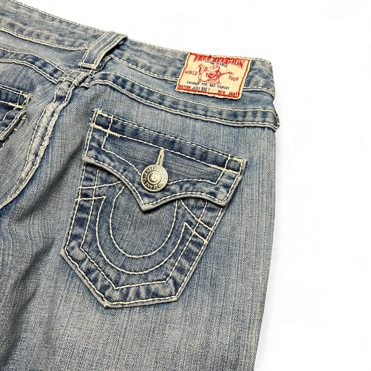 TWC Vintage True Religion Joey Big T Damen Bootcut Jeans in hellblauem Denim mit markanten Kontrastnähten