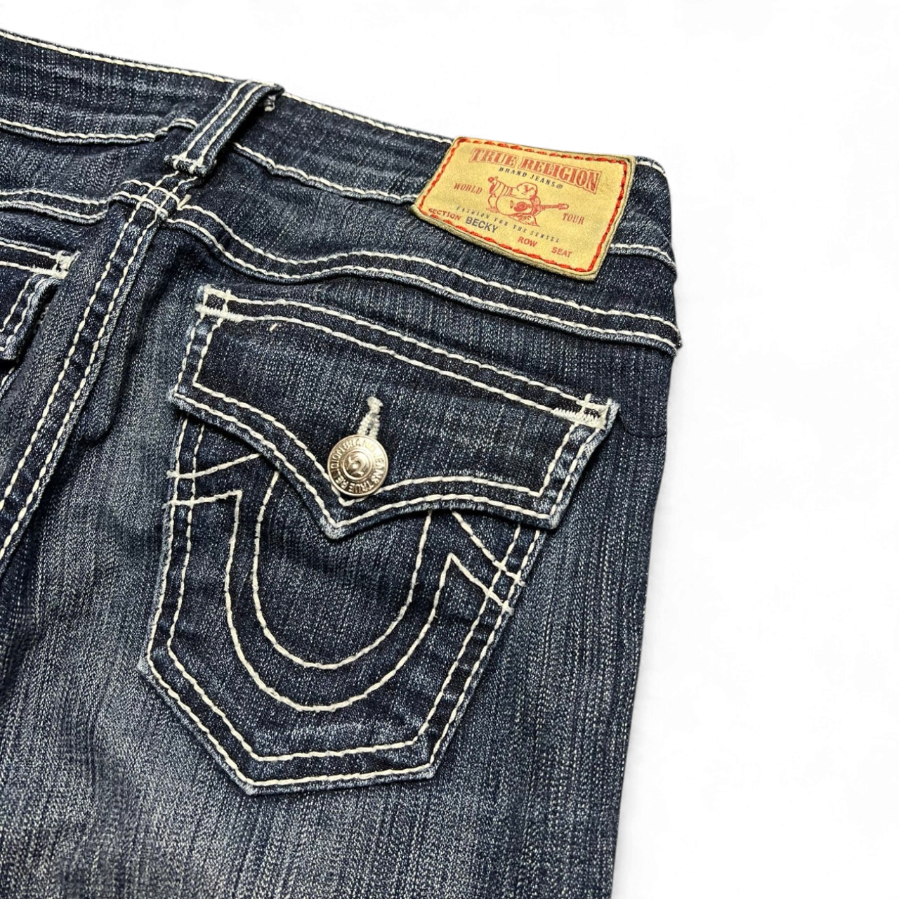 TWC Vintage True Religion Becky Bootcut Jeans in dunkelblauem Denim mit markanten hellen Kontrastnähten