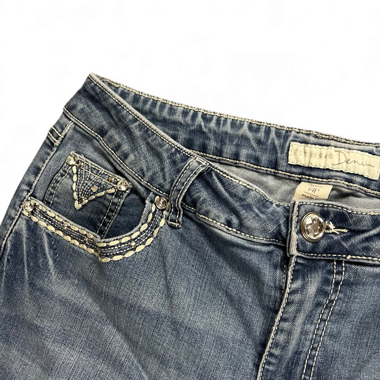 TWC Vintage Damen Y2K Bootcut Jeans in Blau mit Ziernähten und Strasssteinen an der Münztasche