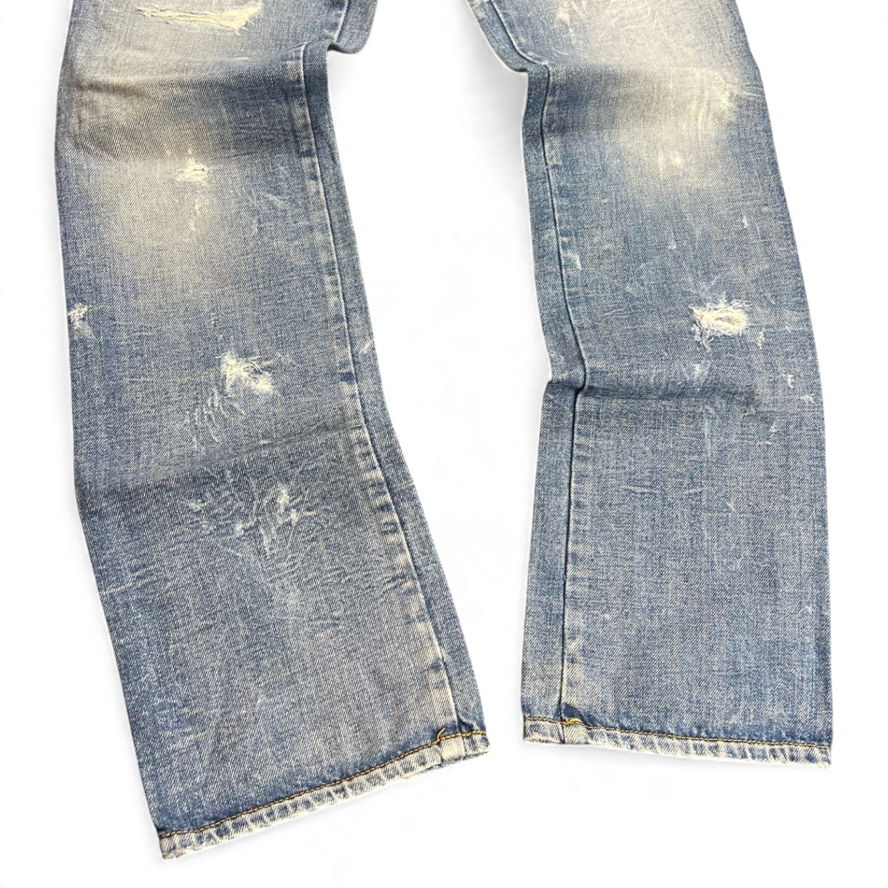 TWC Vintage Diesel Lhela Damenjeans in verwaschenem Blau mit Distressed-Details und geradem Bein