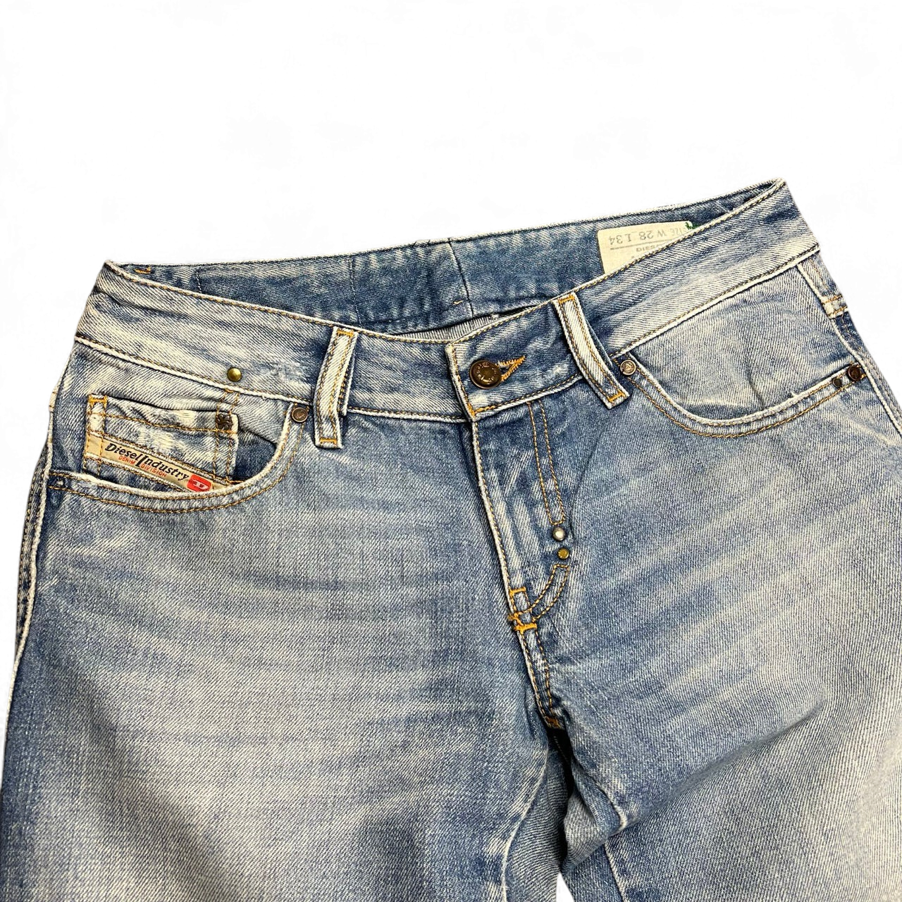 TWC Vintage Damen Diesel Lhela Straight Jeans in verwaschenem Blau mit klassischem Five-Pocket-Design