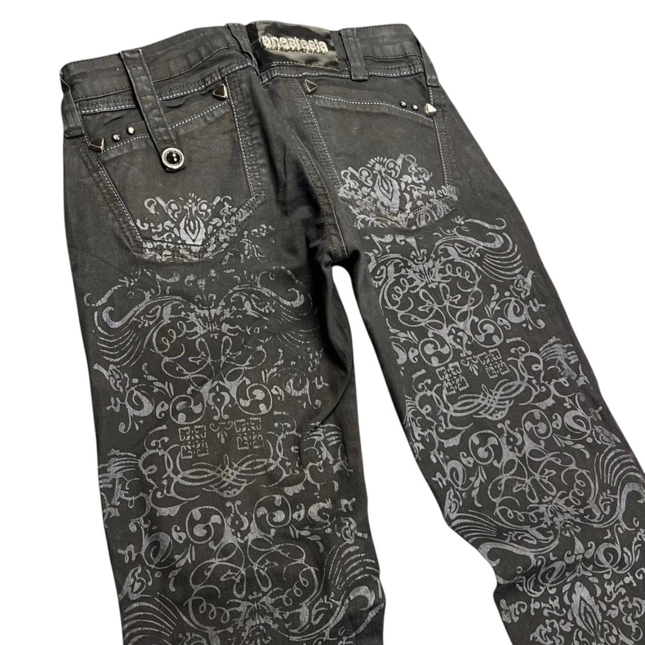 TWC Vintage Anastasia Y2K Bootcut-Jeans in Schwarz mit aufwendigem floralem Print und Nieten-Details