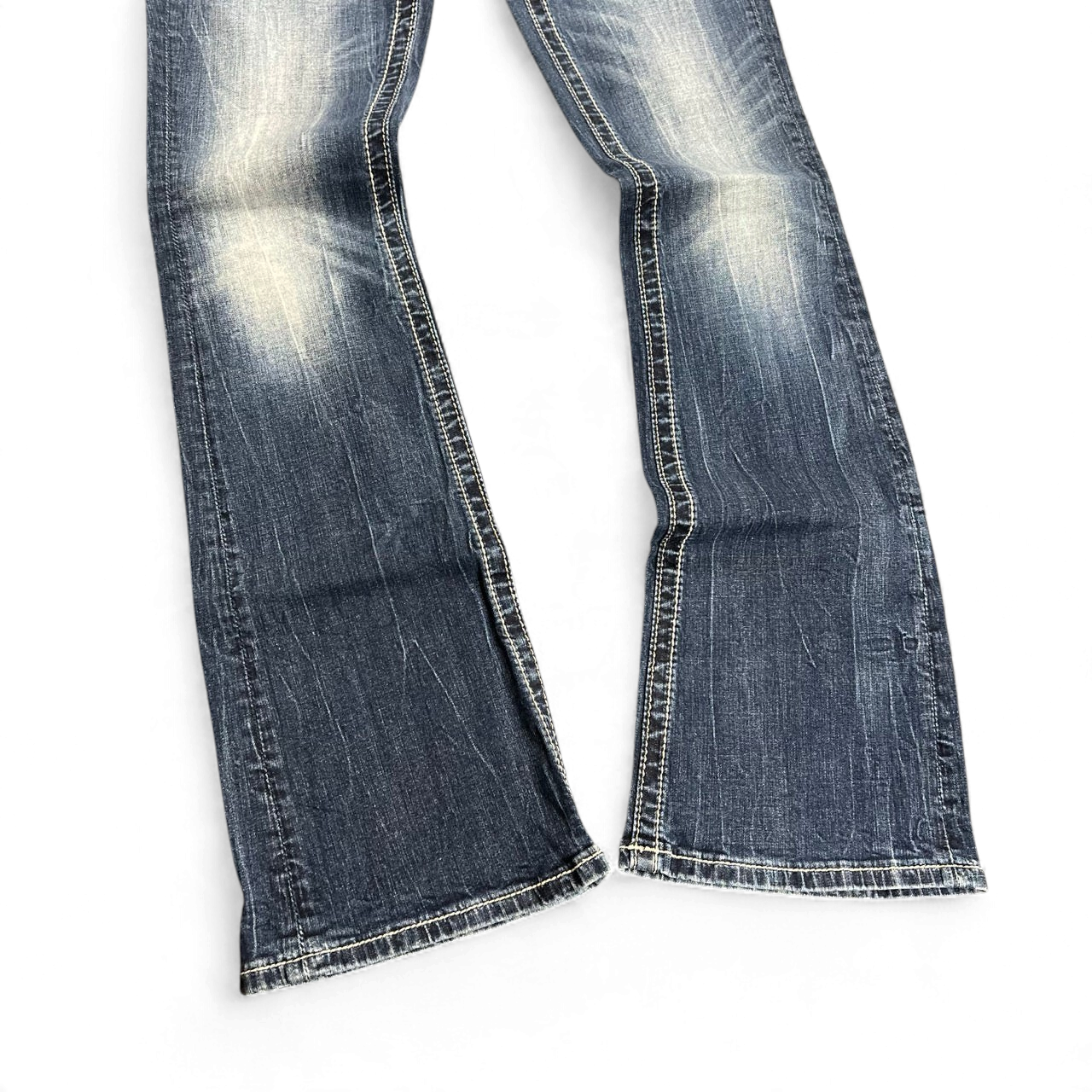 TWC Vintage Damen Miss Me Bootcut Jeans in Blau mit heller Waschung und markanten Ziernähten