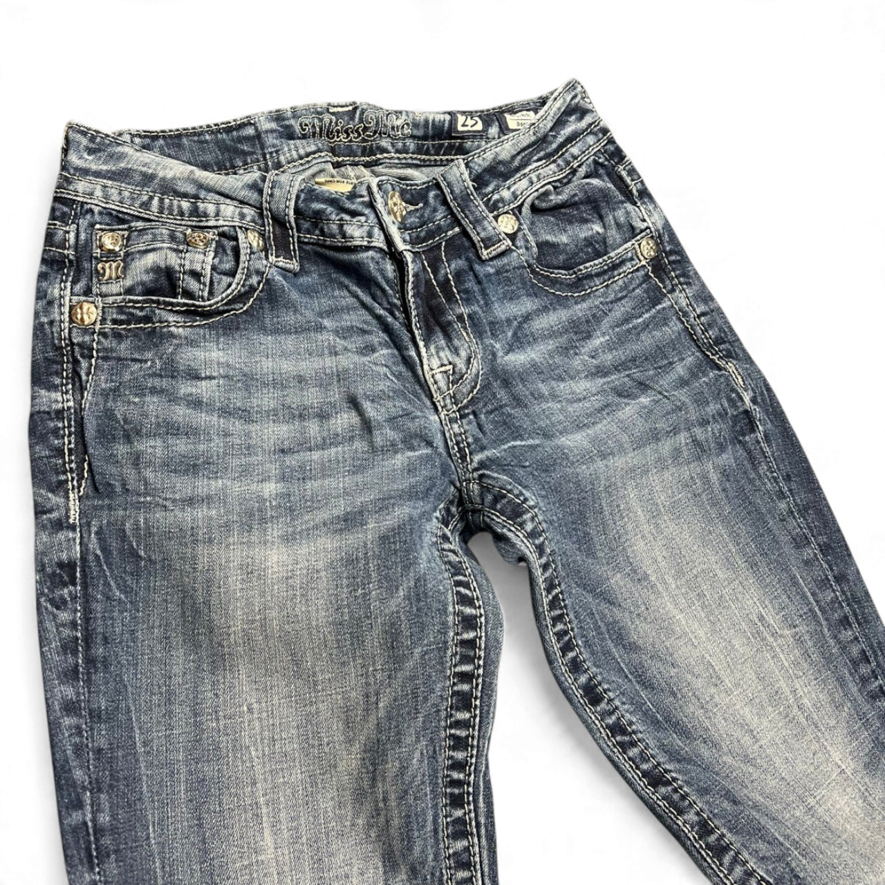 TWC Vintage Damen Miss Me Bootcut Jeans in verwaschenem Blau mit Ziernähten und Nieten