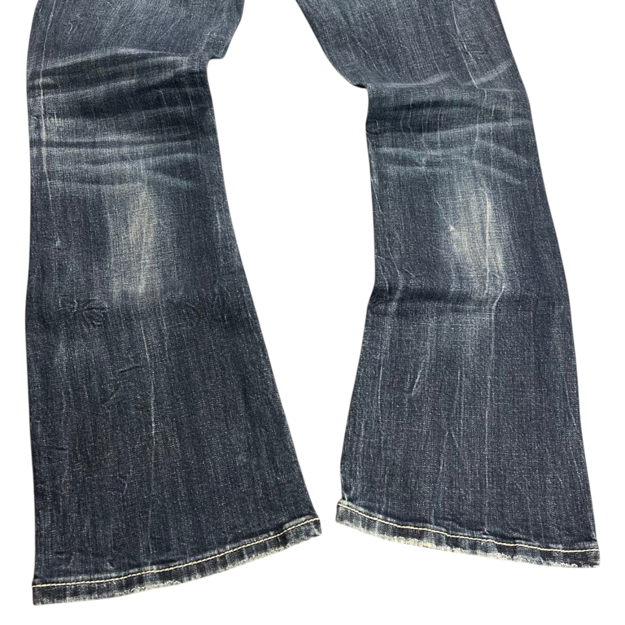 TWC Vintage Damen Miss Me Bootcut Jeans in Dunkelblau mit Used-Optik und Paisley-Details