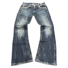 TWC Vintage Miss Me Bootcut Jeans in Blau mit Paisley-Details und Used-Waschung