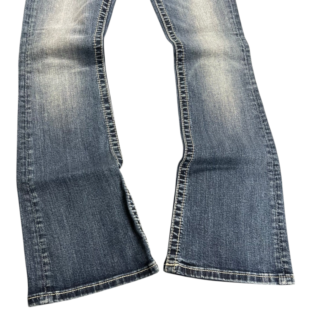 TWC Vintage Damen Miss Me Bootcut Jeans in verwaschenem Blau mit markanten Kontrastnähten und ausgestelltem Bein