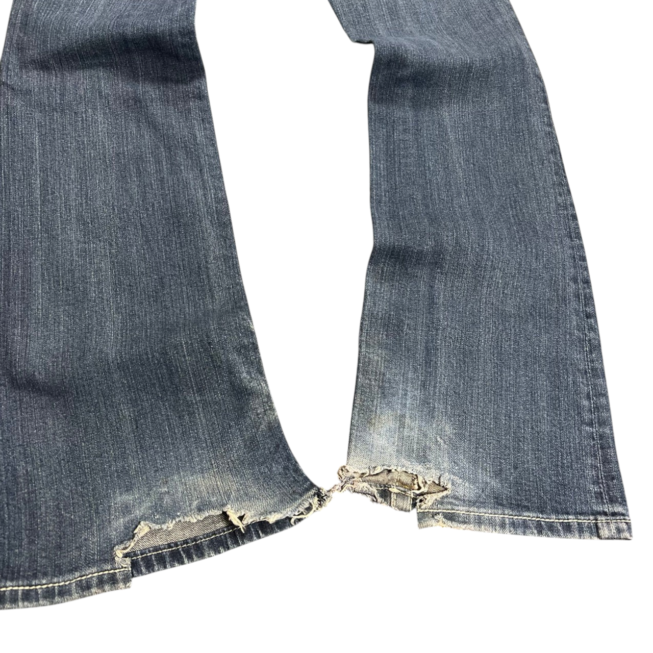 TWC Vintage Damen Miss Me Bootcut Jeans in Dunkelblau mit ausgefransten Säumen im Vintage-Look