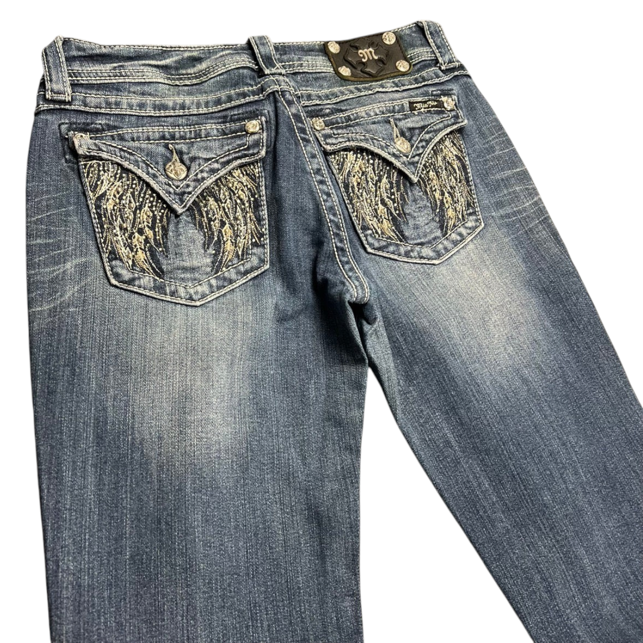 TWC Vintage Miss Me Damen Bootcut Jeans in Blau mit verzierten Gesäßtaschen und Flügel-Stickerei