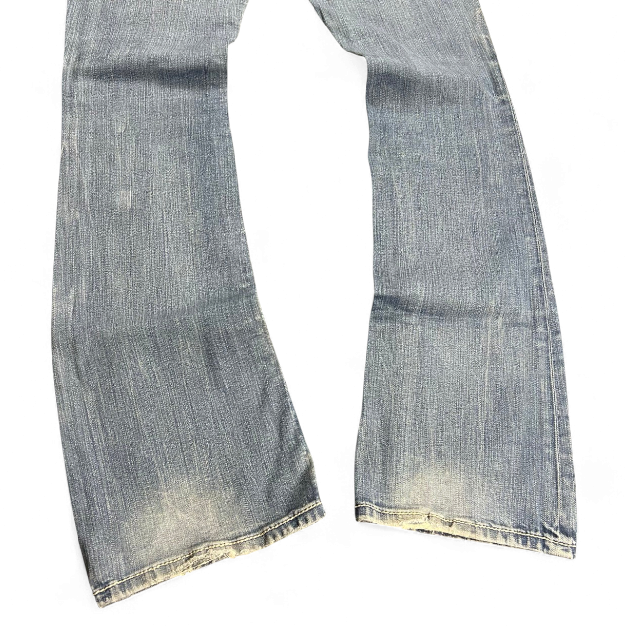 TWC Vintage Damen Miss Me Bootcut Jeans in verwaschenem Blau mit ausgefransten Beinabschlüssen