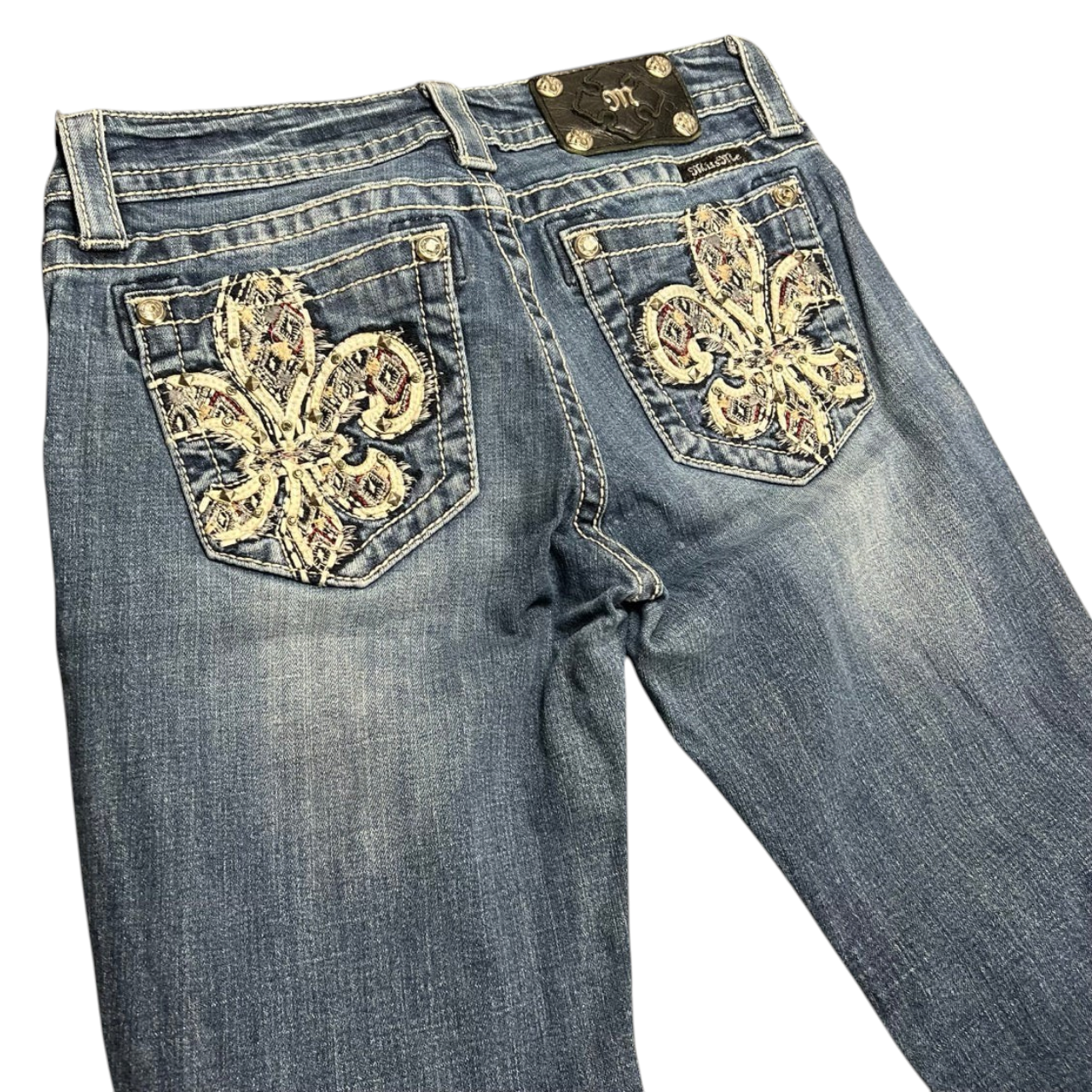 TWC Vintage Damen Miss Me Bootcut Jeans in Blau mit bestickten Gesäßtaschen und Strasssteinen
