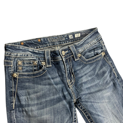 TWC Vintage Miss Me Damen Bootcut Jeans in Blau mit Ziernähten und verzierten Knöpfen