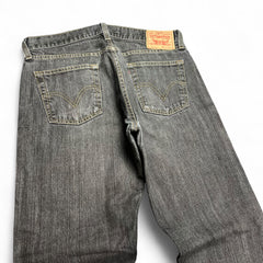 Levi’s 514 Straight (L | W34)